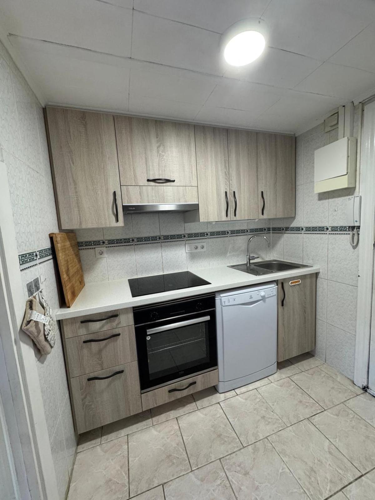 Appartement Premiere Ligne De Mer Avec Piscine Roses Zewnętrze zdjęcie